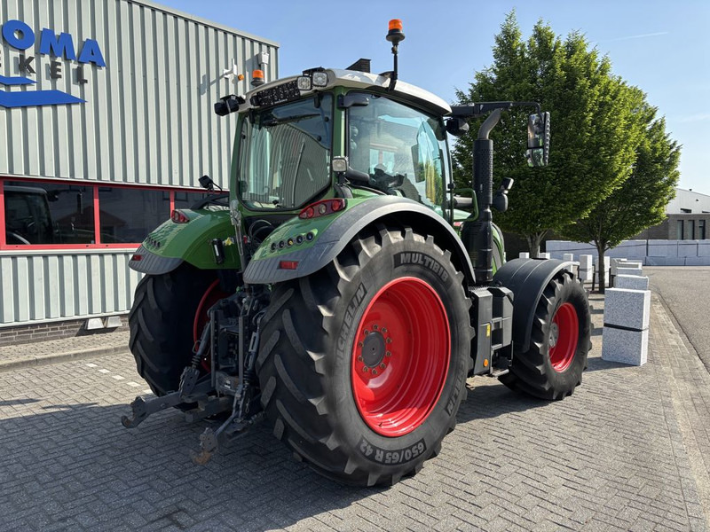 Fendt 724 Vario Profi Plus GEN 6 - Farm tractor: picture 4 Fendt 724 Vario Profi Plus GEN 6 - Farm tractor: picture 4
