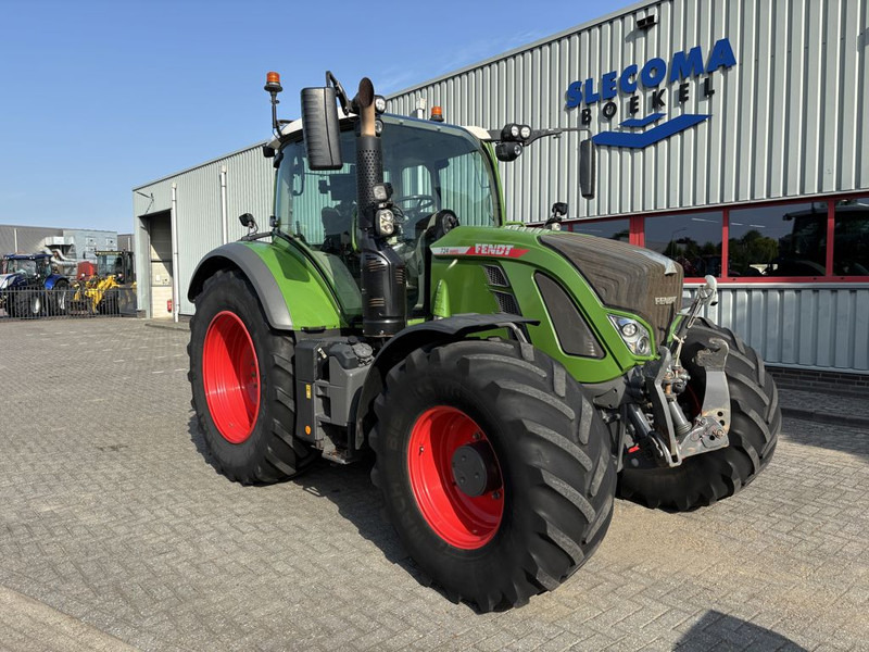 Fendt 724 Vario Profi Plus GEN 6 - Farm tractor: picture 2 Fendt 724 Vario Profi Plus GEN 6 - Farm tractor: picture 2