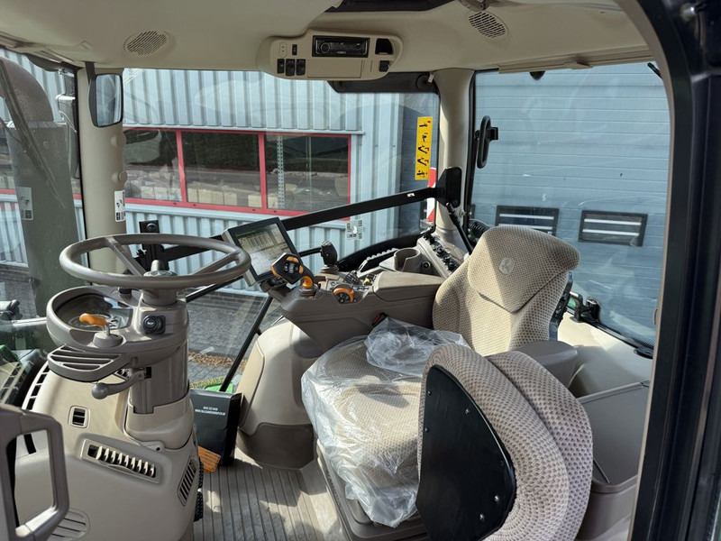 John Deere 6250R Ultimate Edition Autopowr - Farm tractor: picture 5 John Deere 6250R Ultimate Edition Autopowr - Farm tractor: picture 5