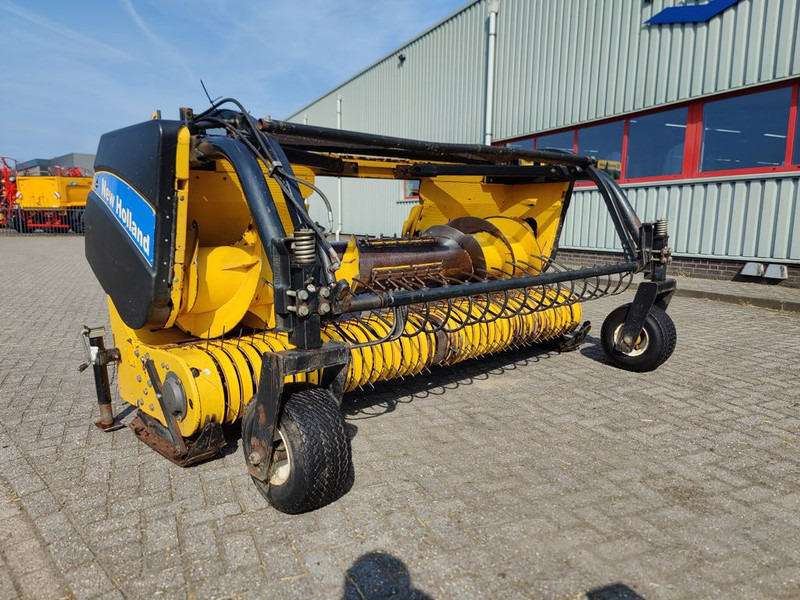 New Holland 273 Gras Pick Up - Forage harvester attachment: picture 5 New Holland 273 Gras Pick Up - Forage harvester attachment: picture 5