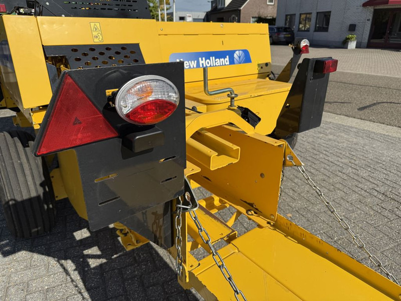 Square baler New Holland BC5060 Mini Balenpers: picture 11