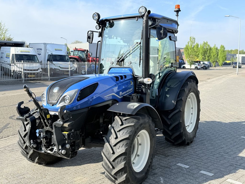 New Holland T4.100 LP - Farm tractor: picture 4 New Holland T4.100 LP - Farm tractor: picture 4