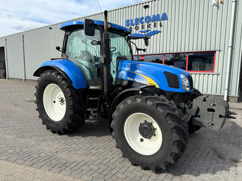New Holland T6070 Elite - Farm tractor: picture 5 New Holland T6070 Elite - Farm tractor: picture 5