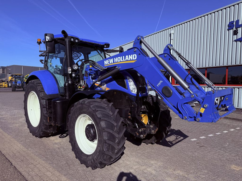 New Holland T7.210 AC Stage V + TL770 Voorlader - Farm tractor: picture 4 New Holland T7.210 AC Stage V + TL770 Voorlader - Farm tractor: picture 4