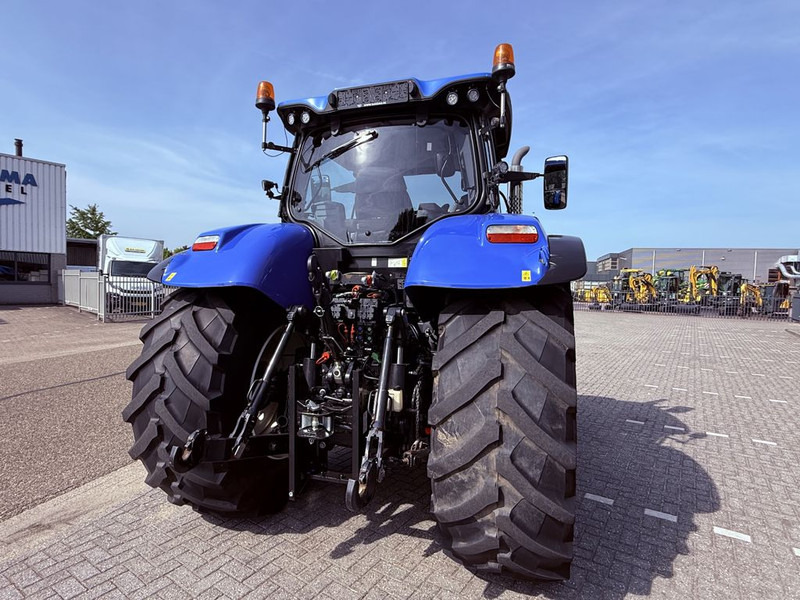 New Holland T7.245 AC STAGE V - Farm tractor: picture 4 New Holland T7.245 AC STAGE V - Farm tractor: picture 4