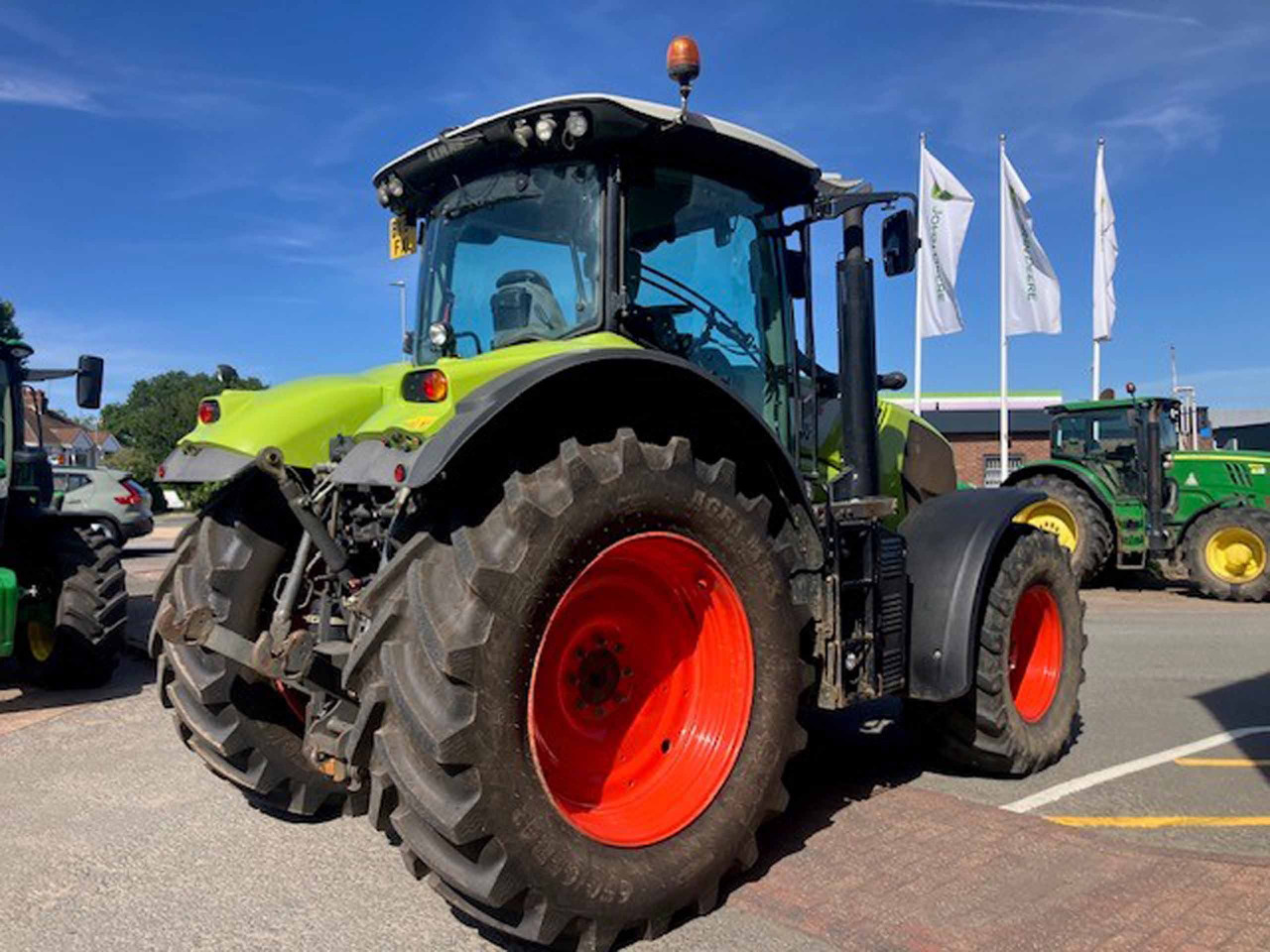 Claas Axion 810 - Farm tractor: picture 5 Claas Axion 810 - Farm tractor: picture 5