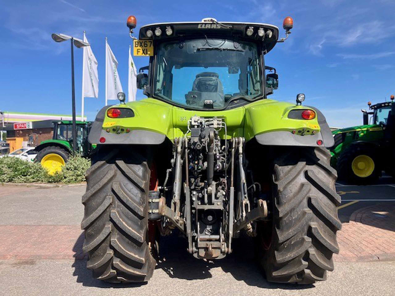 Claas Axion 810 - Farm tractor: picture 3 Claas Axion 810 - Farm tractor: picture 3
