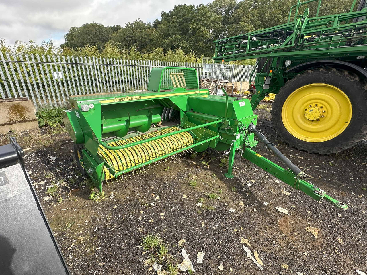 John Deere 459 baler - Square baler: picture 3 John Deere 459 baler - Square baler: picture 3