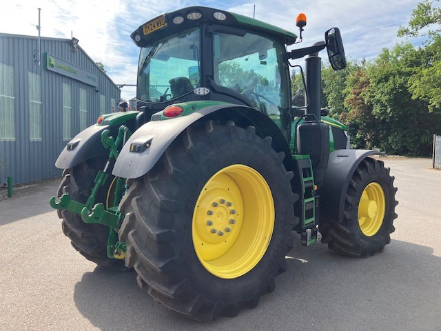 Farm tractor John Deere 6R 250: picture 6