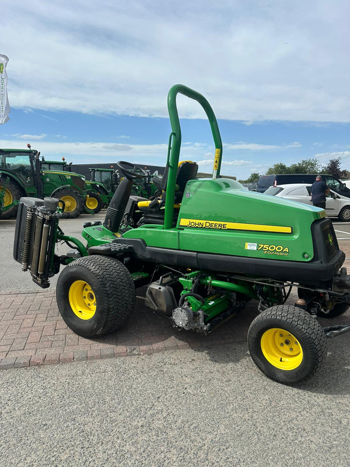 John Deere 7500AE Fairway Mower - Garden mower: picture 3 John Deere 7500AE Fairway Mower - Garden mower: picture 3
