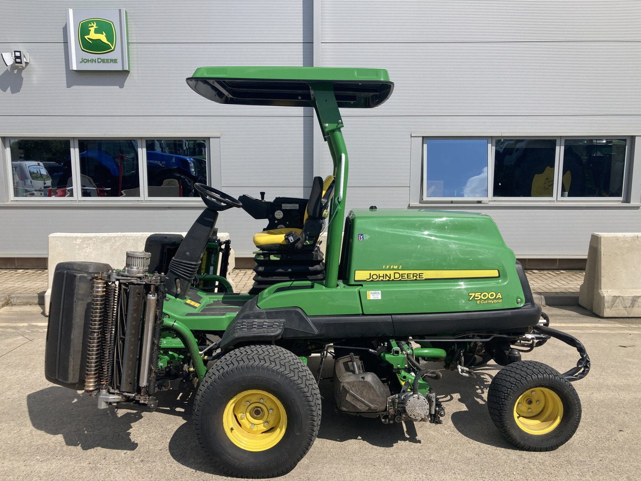 John Deere 7500AE fairway mower - Garden mower: picture 2 John Deere 7500AE fairway mower - Garden mower: picture 2