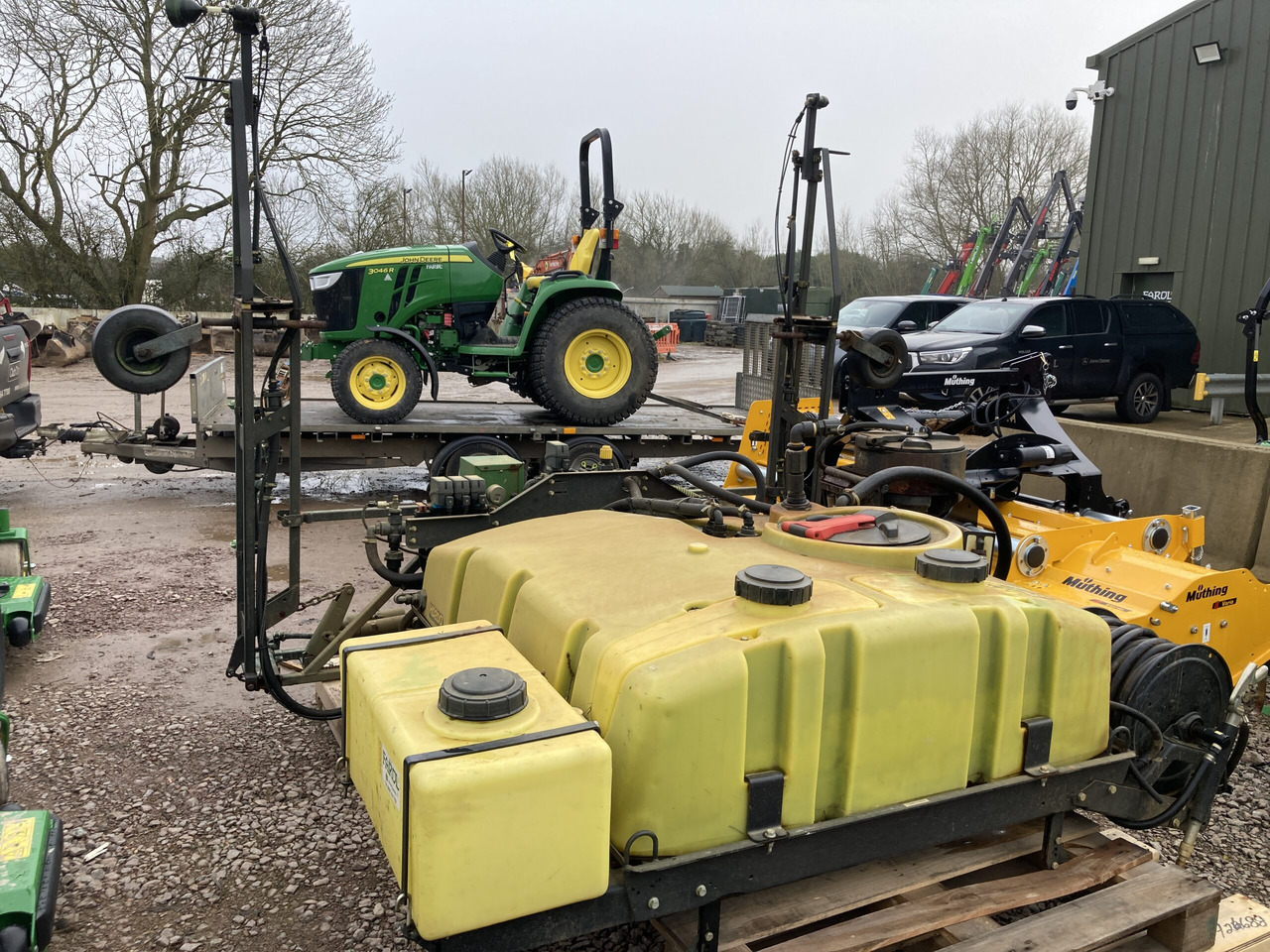 John Deere HD200 de-mount sprayer - Garden equipment: picture 2 John Deere HD200 de-mount sprayer - Garden equipment: picture 2