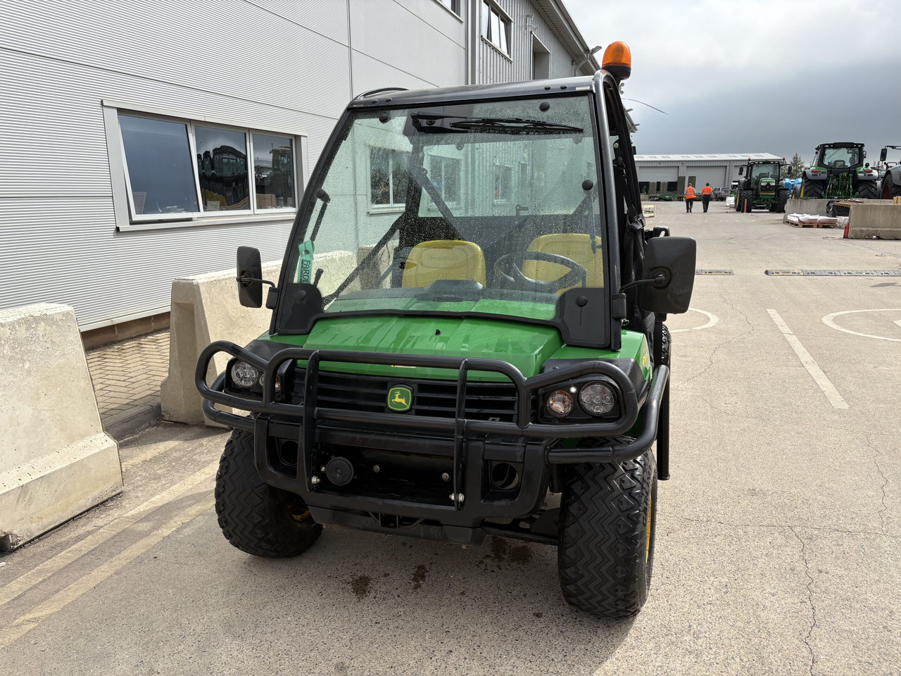 John Deere HPX815E Gator - Side-by-side/ ATV: picture 2 John Deere HPX815E Gator - Side-by-side/ ATV: picture 2