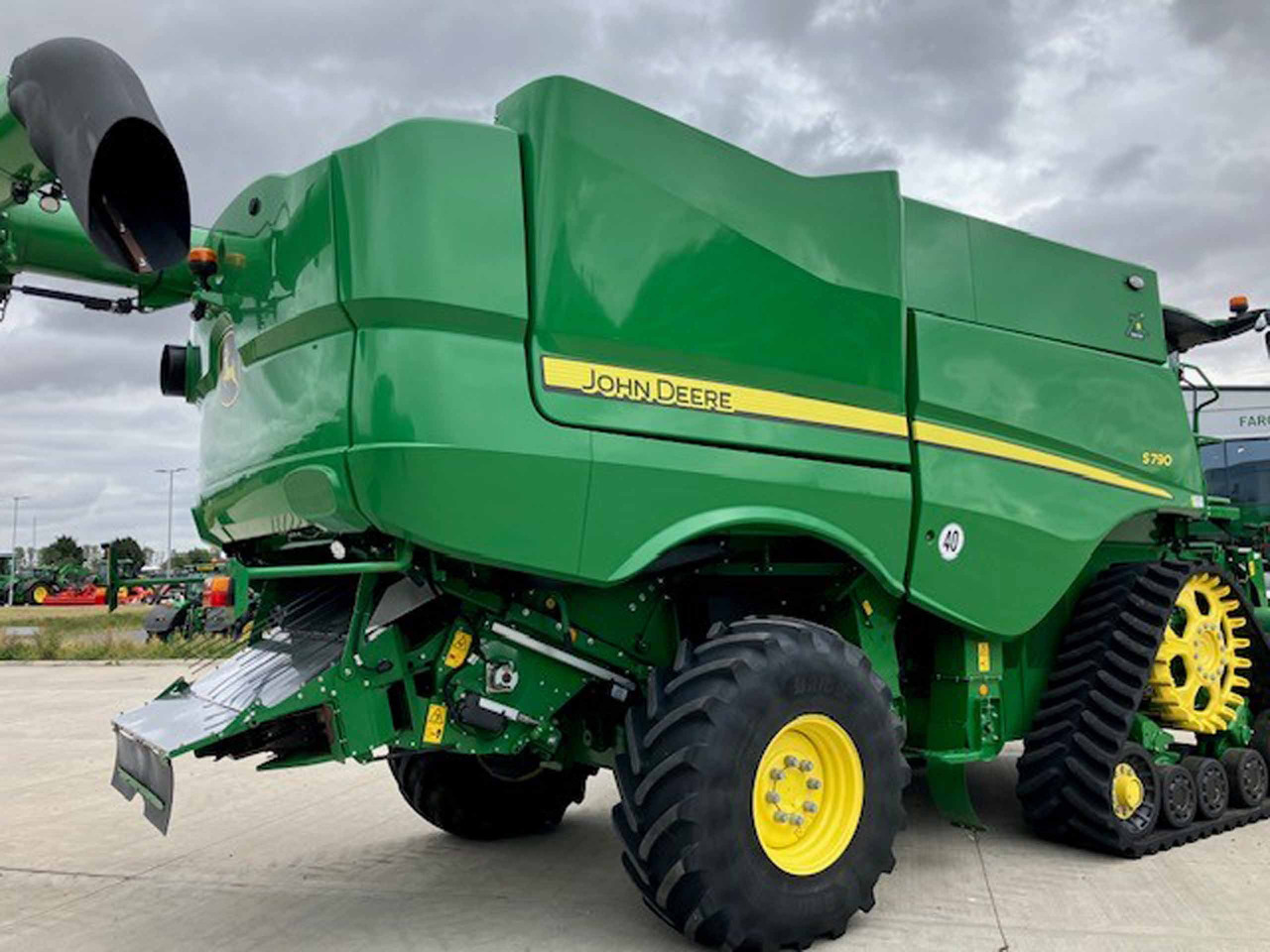 John Deere S790 - Combine harvester: picture 3 John Deere S790 - Combine harvester: picture 3
