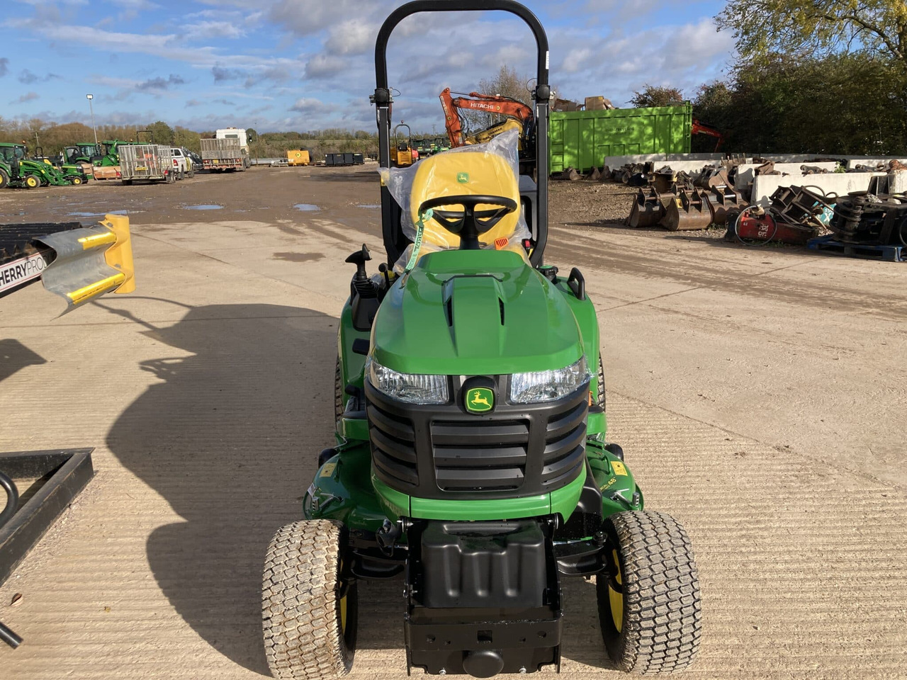 New Garden mower John Deere X950R ride on mower: picture 7