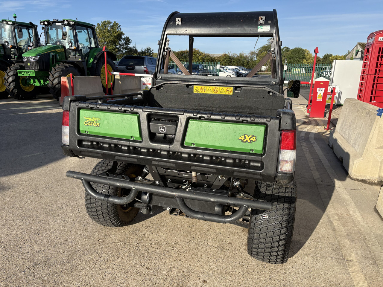 John Deere XUV855M Gator - Side-by-side/ ATV: picture 4 John Deere XUV855M Gator - Side-by-side/ ATV: picture 4