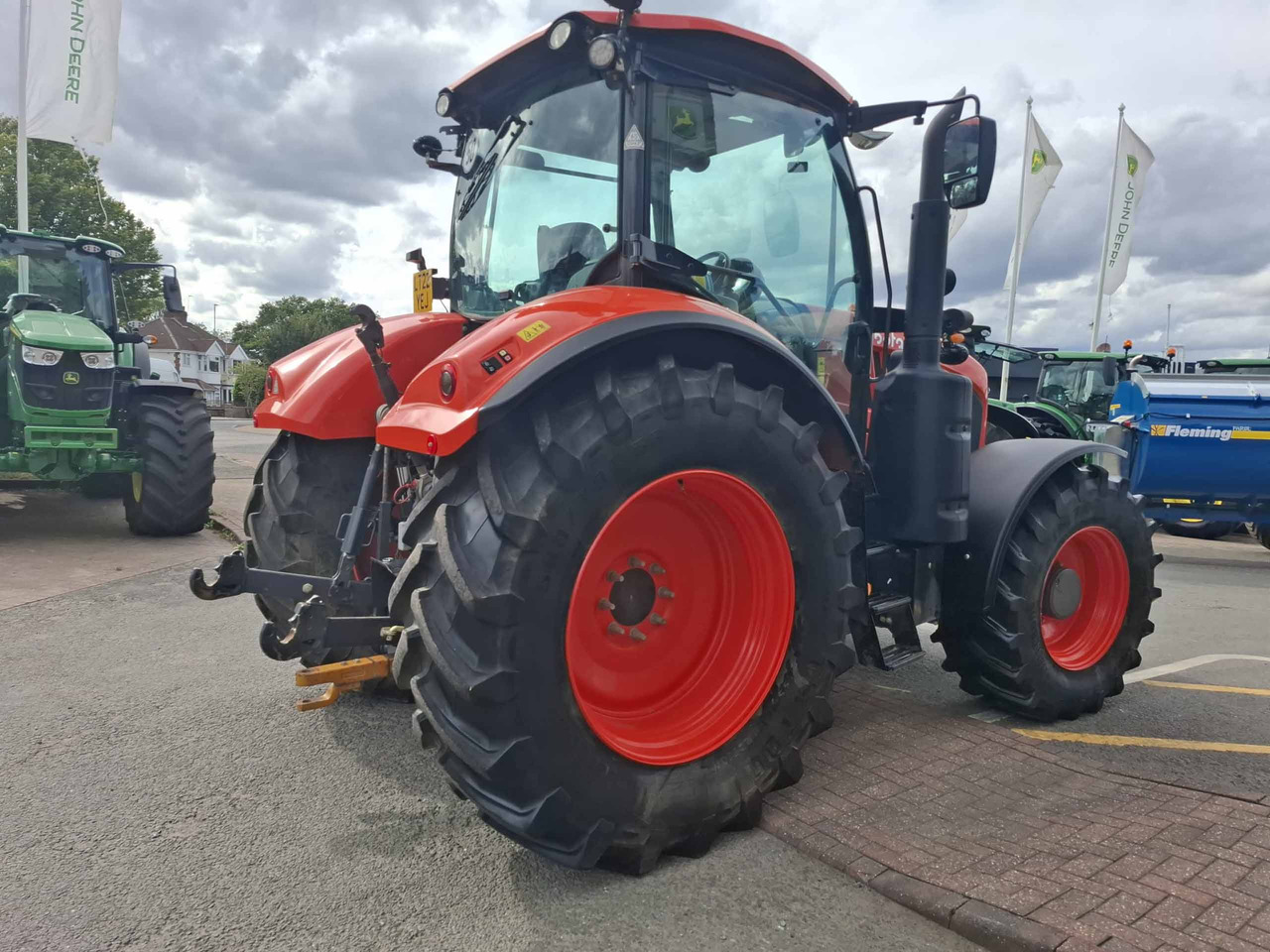 Kubota M7153 - Farm tractor: picture 5 Kubota M7153 - Farm tractor: picture 5