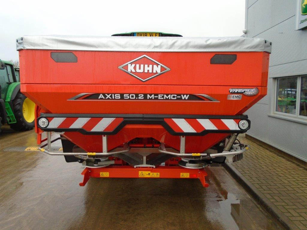 Kuhn Axis 50.2 M EMC W ISO PRO - Fertilizer spreader: picture 2 Kuhn Axis 50.2 M EMC W ISO PRO - Fertilizer spreader: picture 2