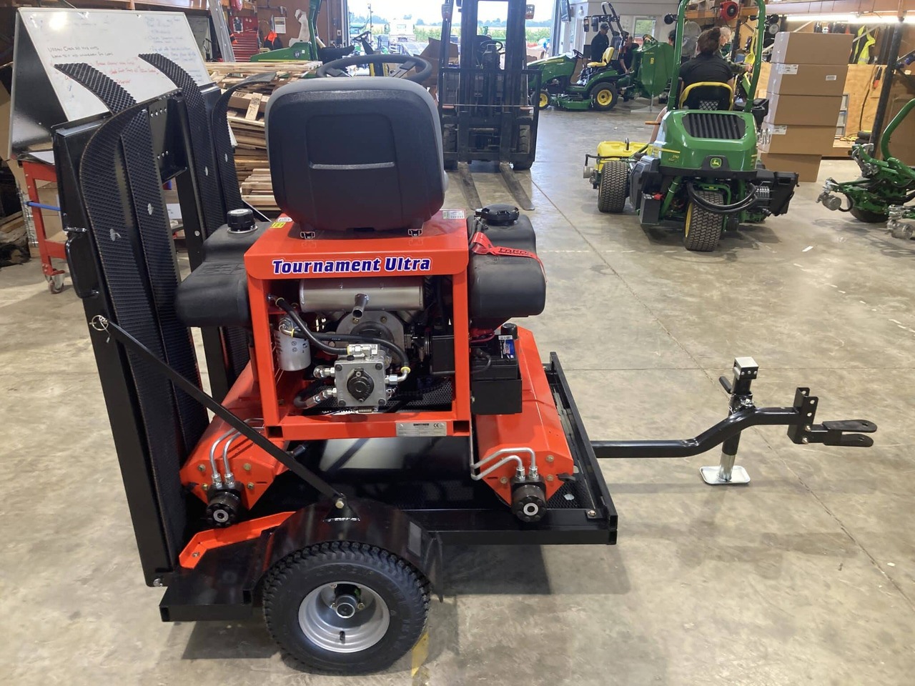 Smithco Tournament Ultra 7580 Greensroller - Garden equipment: picture 2 Smithco Tournament Ultra 7580 Greensroller - Garden equipment: picture 2