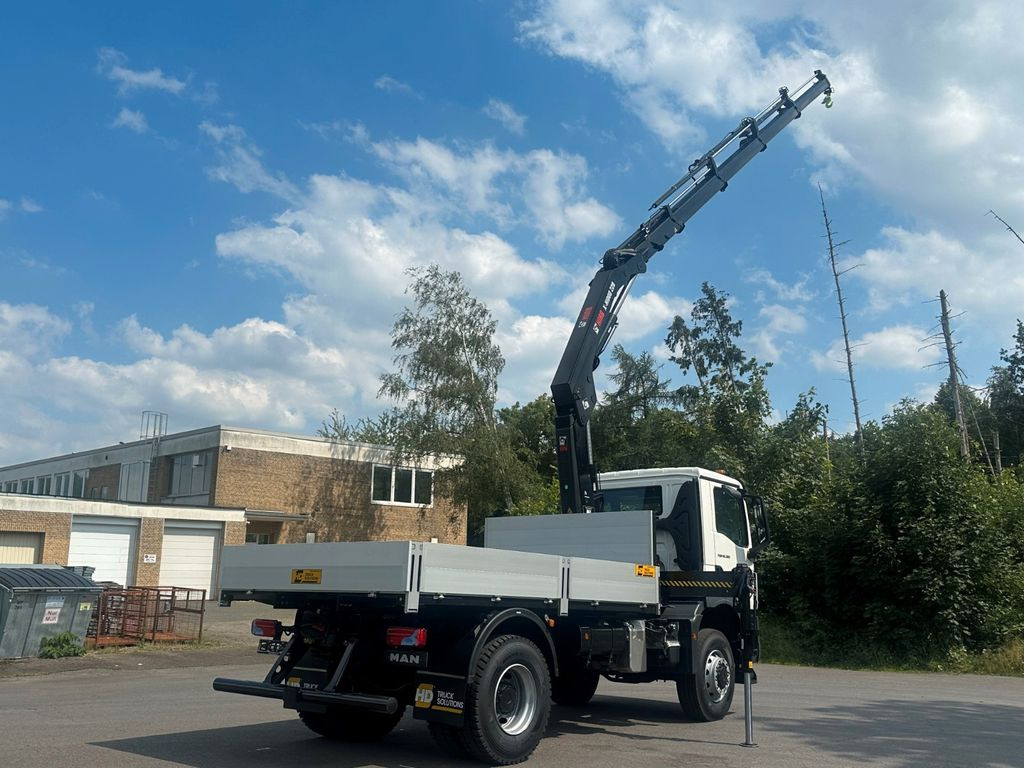MAN TGM 18.320 4x4 Euro 6e Pritsche Hiab 228-4 Kran - Crane truck, Dropside/ Flatbed truck: picture 5 MAN TGM 18.320 4x4 Euro 6e Pritsche Hiab 228-4 Kran - Crane truck, Dropside/ Flatbed truck: picture 5