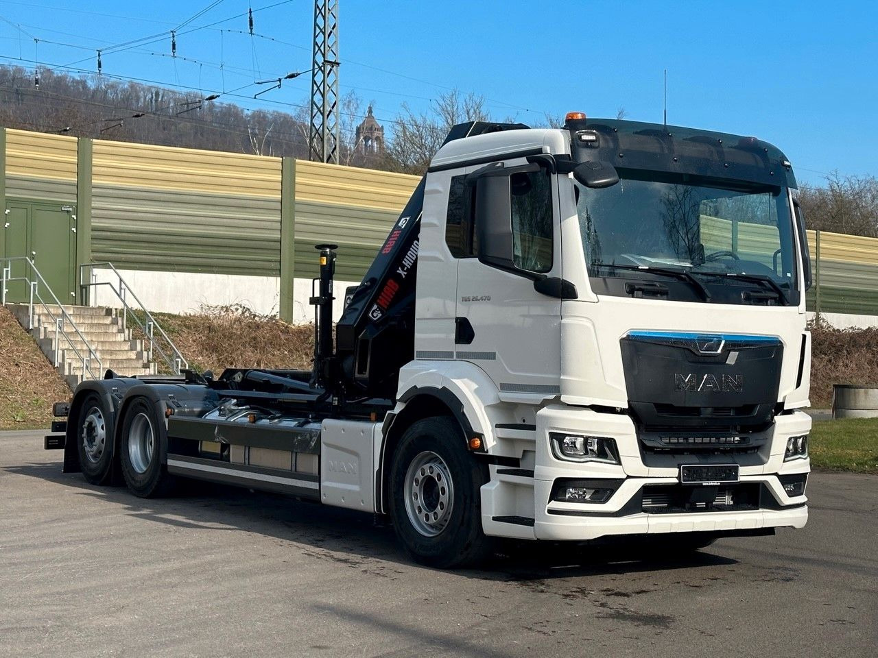 Hook lift truck, Crane truck MAN TGS 26.470 6x2 Abrollkipper + Kran Hiab 228-4: picture 14