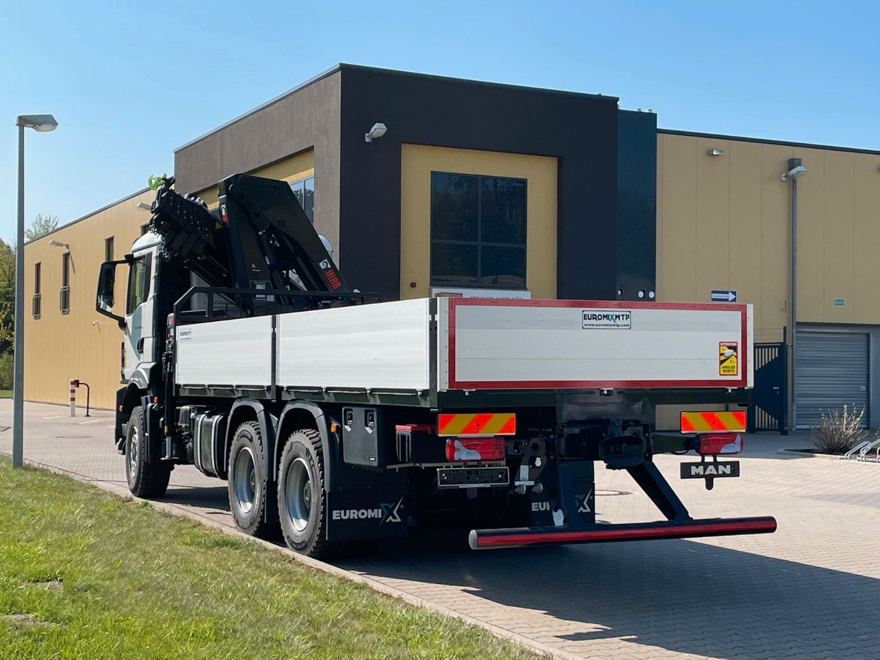 MAN TGS 33.440 6x4 HIAB 228-6 - Crane truck: picture 5 MAN TGS 33.440 6x4 HIAB 228-6 - Crane truck: picture 5