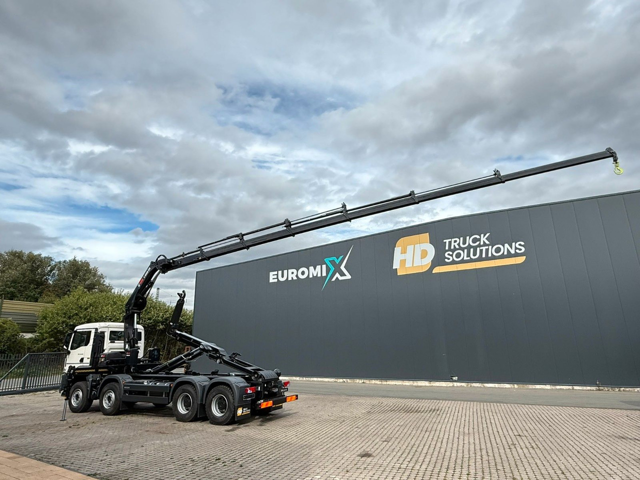 MAN TGS 35.480 8x4 Abrollkipper + Kran HIAB 228-6 - Hook lift truck, Crane truck: picture 5 MAN TGS 35.480 8x4 Abrollkipper + Kran HIAB 228-6 - Hook lift truck, Crane truck: picture 5