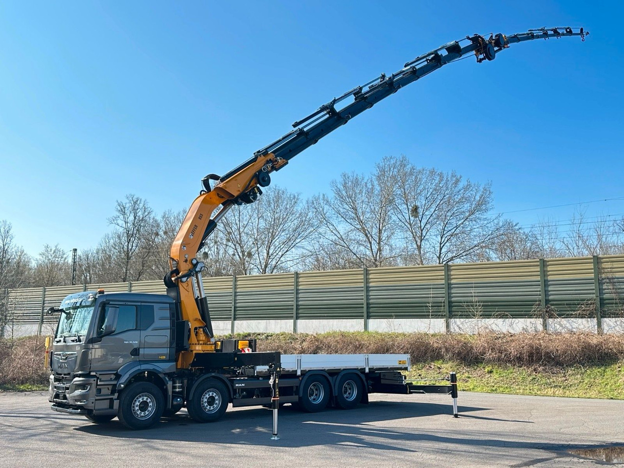 MAN TGS 35.520 8X4 TG 3 EFFER 955-8s +Jib 6sAUTOKRAN - Crane truck: picture 4 MAN TGS 35.520 8X4 TG 3 EFFER 955-8s +Jib 6sAUTOKRAN - Crane truck: picture 4