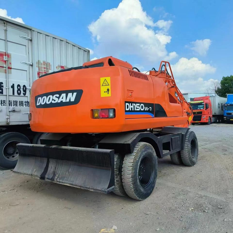 Doosan DH 150 LC-7 - Wheel excavator: picture 1 Doosan DH 150 LC-7 - Wheel excavator: picture 1