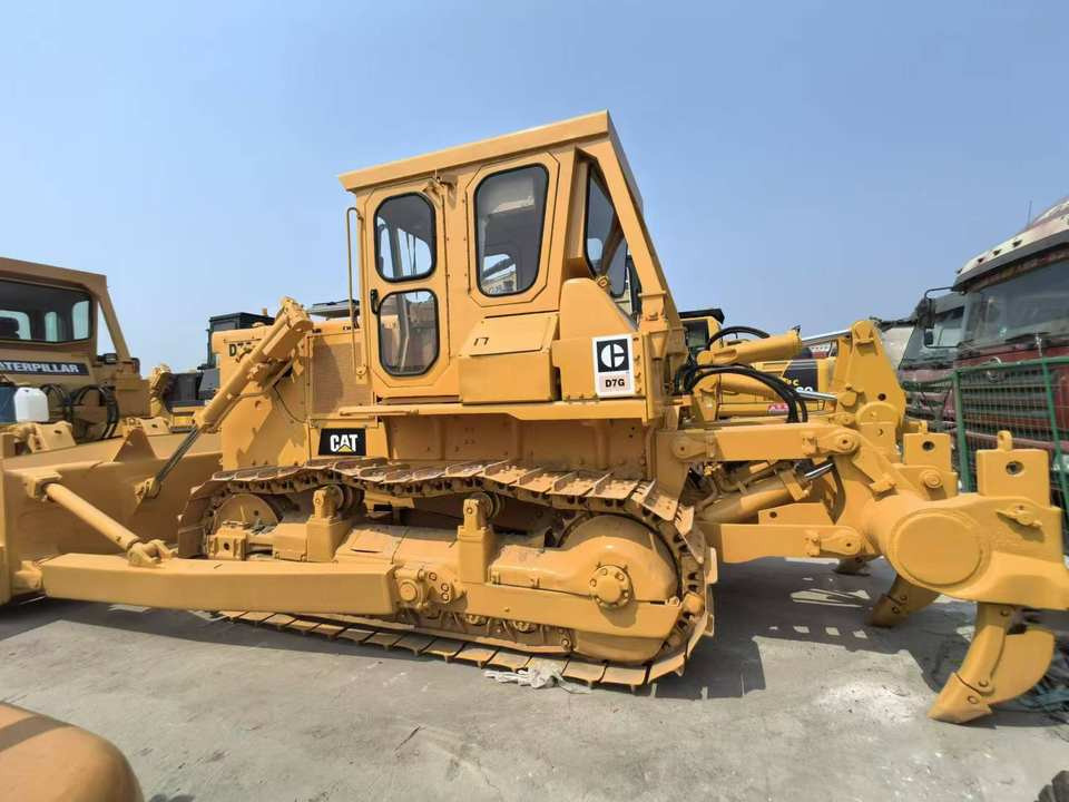 Hot Sale Used CAT Bulldozer D7G in Good Condition Second-hand Caterpillar Bulldozer D7G Construction Machinery - Bulldozer: picture 5 Hot Sale Used CAT Bulldozer D7G in Good Condition Second-hand Caterpillar Bulldozer D7G Construction Machinery - Bulldozer: picture 5