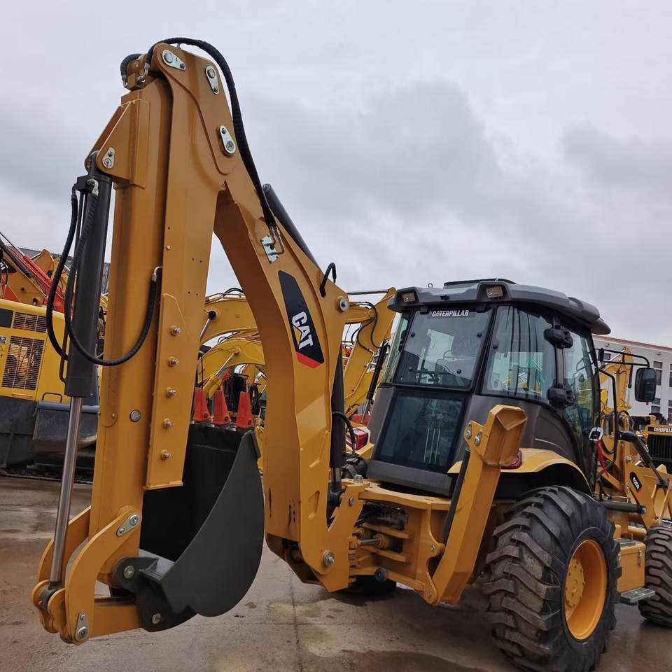 Used Caterpillar CAT 420F 420F2 Backhoe Loader Retro Excavator CAT420F CAT420F2 Cheap Price for Sale - Backhoe loader: picture 2 Used Caterpillar CAT 420F 420F2 Backhoe Loader Retro Excavator CAT420F CAT420F2 Cheap Price for Sale - Backhoe loader: picture 2