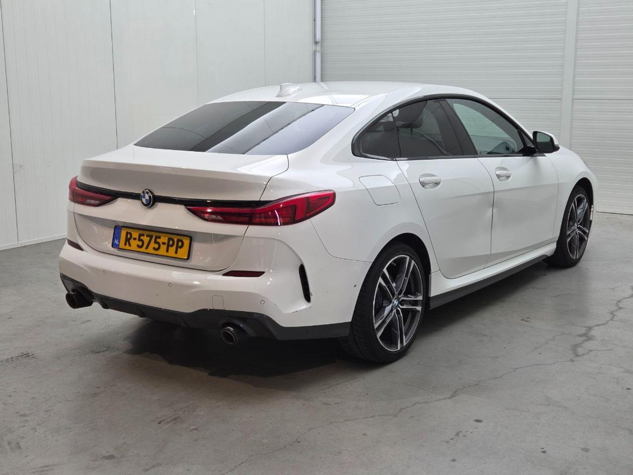 BMW 2 - serie Gran Coupé 218i High Executive M-Sport | 2021 | 107.265 km | Automaat | R575PP | NAP: Geen oordeel - Sedan: picture 4 BMW 2 - serie Gran Coupé 218i High Executive M-Sport | 2021 | 107.265 km | Automaat | R575PP | NAP: Geen oordeel - Sedan: picture 4