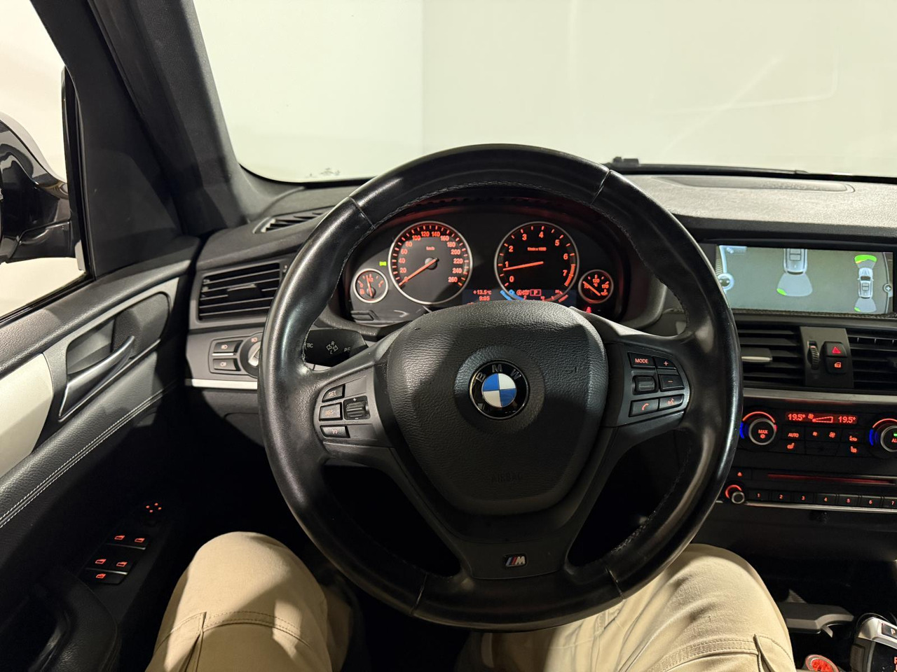 BMW | X3 | xDrive20i High Executive | 2013 | 252.834 km | Automaat | 33ZLN8 | Logisch - SUV: picture 3 BMW | X3 | xDrive20i High Executive | 2013 | 252.834 km | Automaat | 33ZLN8 | Logisch - SUV: picture 3