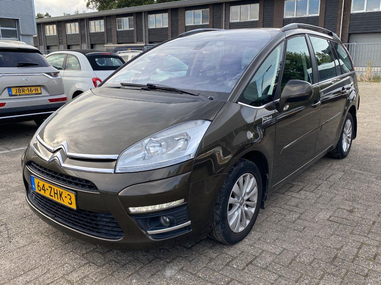 Car Citroen Grand C4 Picasso 1.6 THP Ligne Business EGS 7P | 2012 | 182.210 km | Automaat | 64ZHK3 | NAP: Logisch: picture 1