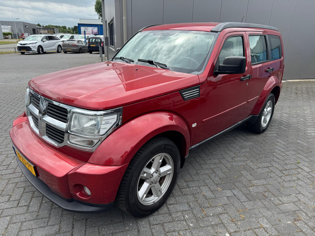 Dodge Nitro 3.7 V6 SXT 2007 209.339 km 31-ZD-PT - SUV: picture 1 Dodge Nitro 3.7 V6 SXT 2007 209.339 km 31-ZD-PT - SUV: picture 1