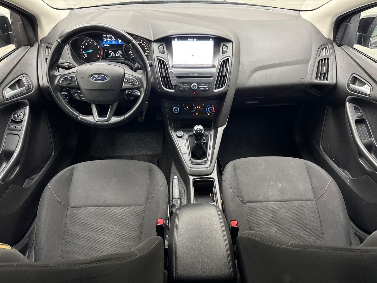 Ford Focus Wagon 1.0 Trend | 2017 | 180.185 km | NR178R | NAP: Logisch - Car: picture 5 Ford Focus Wagon 1.0 Trend | 2017 | 180.185 km | NR178R | NAP: Logisch - Car: picture 5