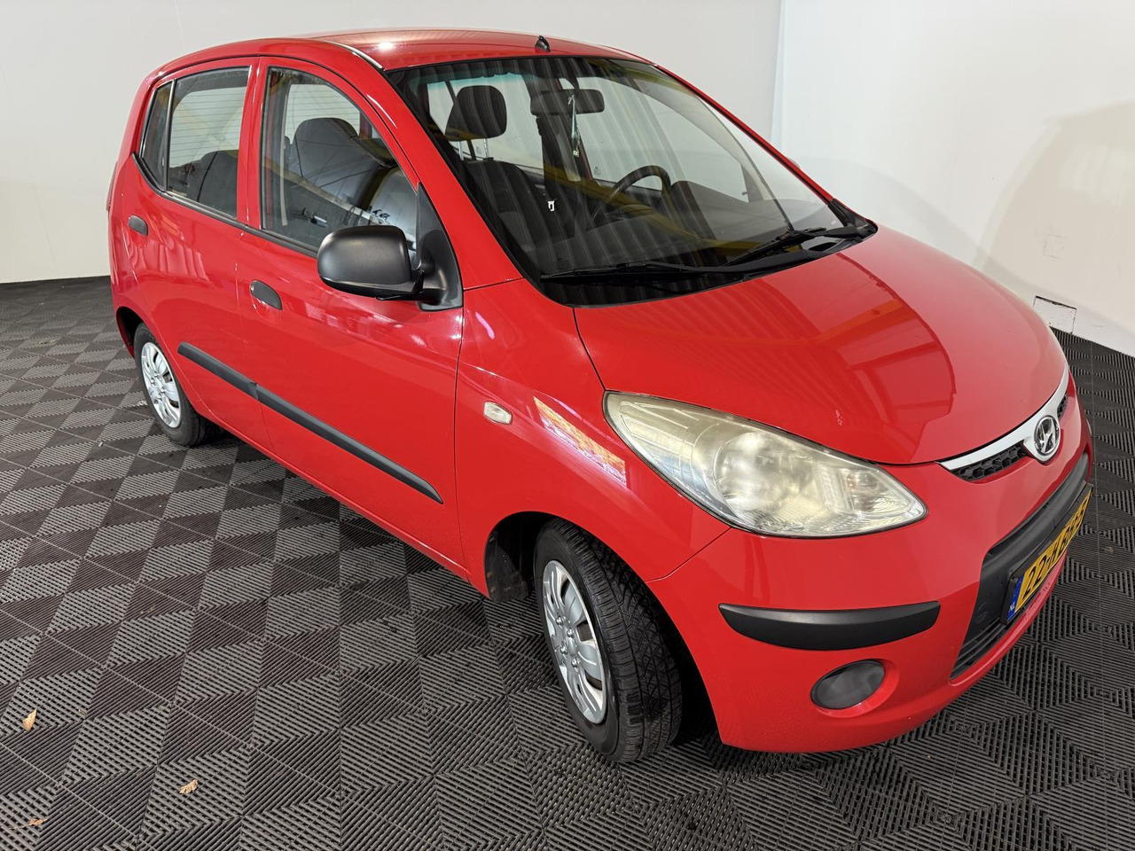 Hyundai | i10 | 1.1 Active | 2008 | 122.839 km | 22HBH5 | Logisch - Hatchback: picture 3 Hyundai | i10 | 1.1 Active | 2008 | 122.839 km | 22HBH5 | Logisch - Hatchback: picture 3