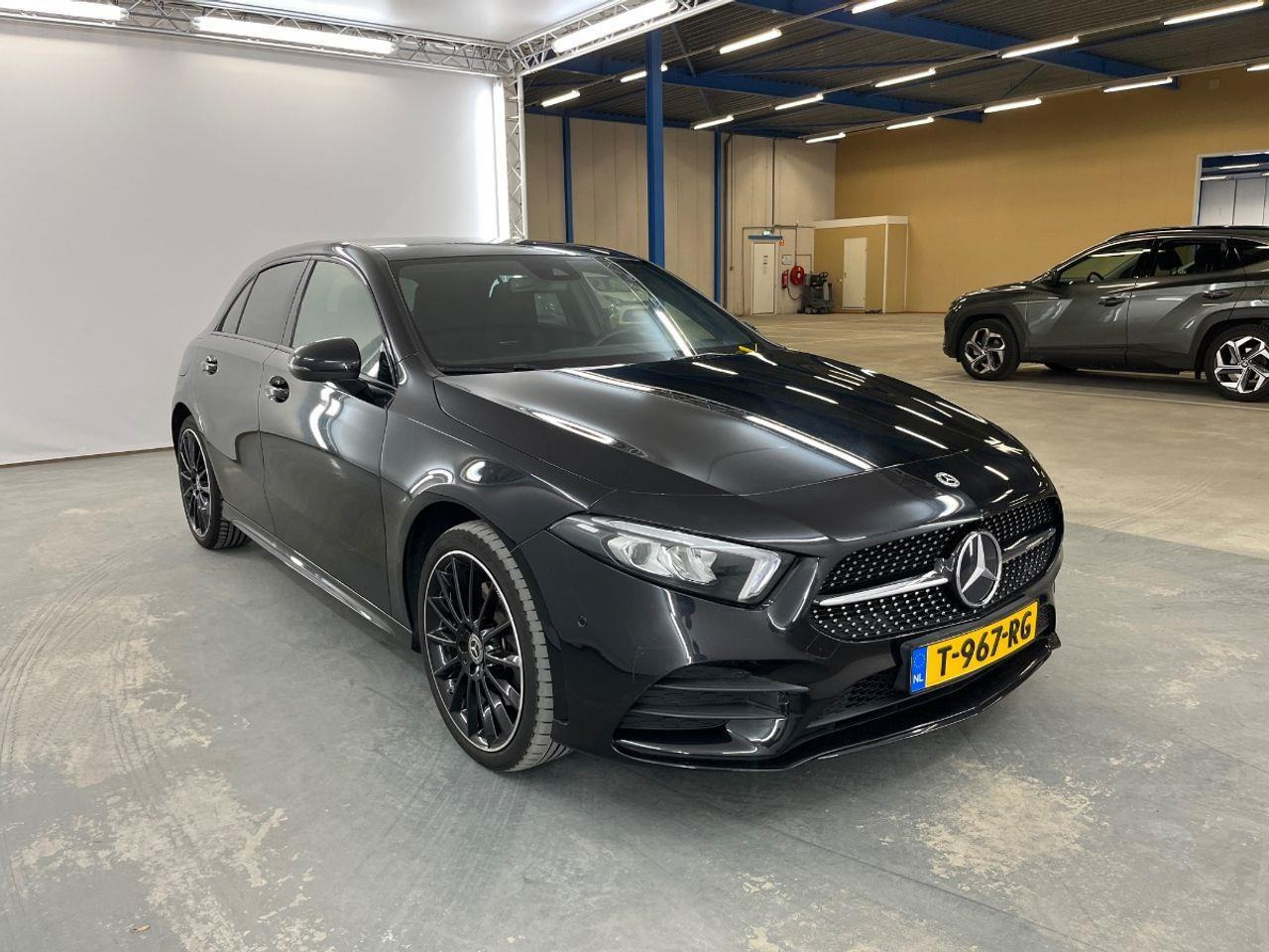 Mercedes - Benz A - klasse 250 e Business Line | 2022 | 26.677 km | Automaat | T967RG | NAP: Geen oordeel - Hatchback: picture 2 Mercedes - Benz A - klasse 250 e Business Line | 2022 | 26.677 km | Automaat | T967RG | NAP: Geen oordeel - Hatchback: picture 2