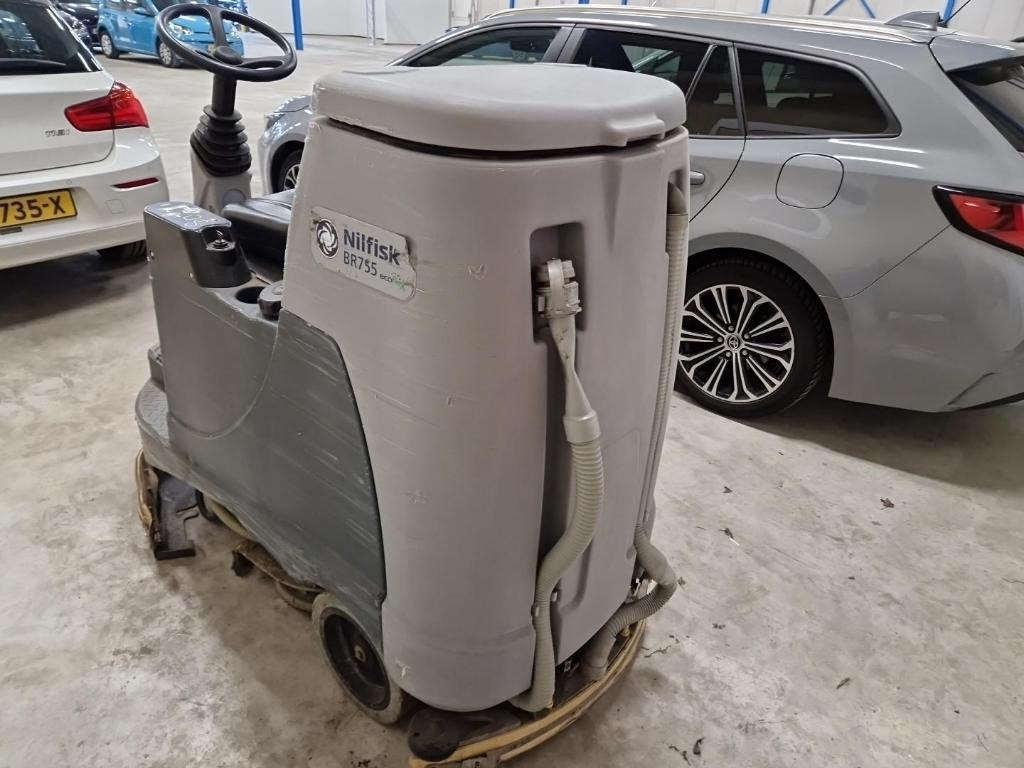 Nilfisk BR 755 Ecoflex Zit-Schrobmachine – 2015 - Cleaning machinery: picture 4 Nilfisk BR 755 Ecoflex Zit-Schrobmachine – 2015 - Cleaning machinery: picture 4