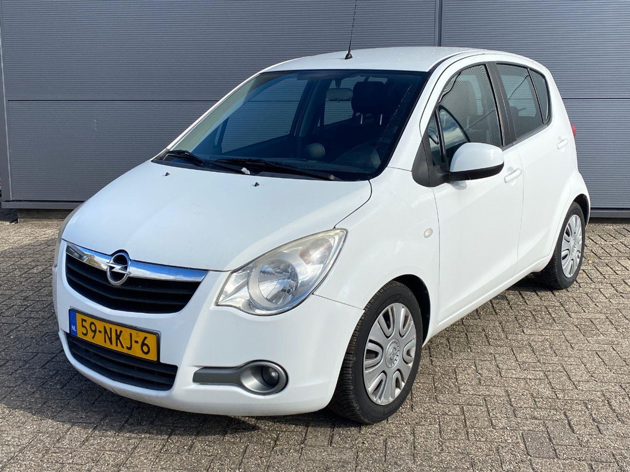 Opel Agila 1.0 Edition LPG | 2010 | 149.704 km | 59NKJ6 | NAP: Logisch - Hatchback: picture 1 Opel Agila 1.0 Edition LPG | 2010 | 149.704 km | 59NKJ6 | NAP: Logisch - Hatchback: picture 1