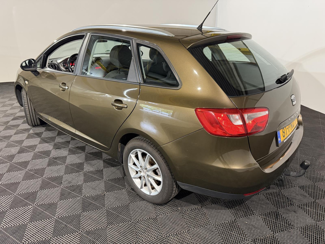 SEAT | Ibiza ST | 1.4 Style | 2011 | 276.390 km | 81PND7 | Logisch - Car: picture 3 SEAT | Ibiza ST | 1.4 Style | 2011 | 276.390 km | 81PND7 | Logisch - Car: picture 3