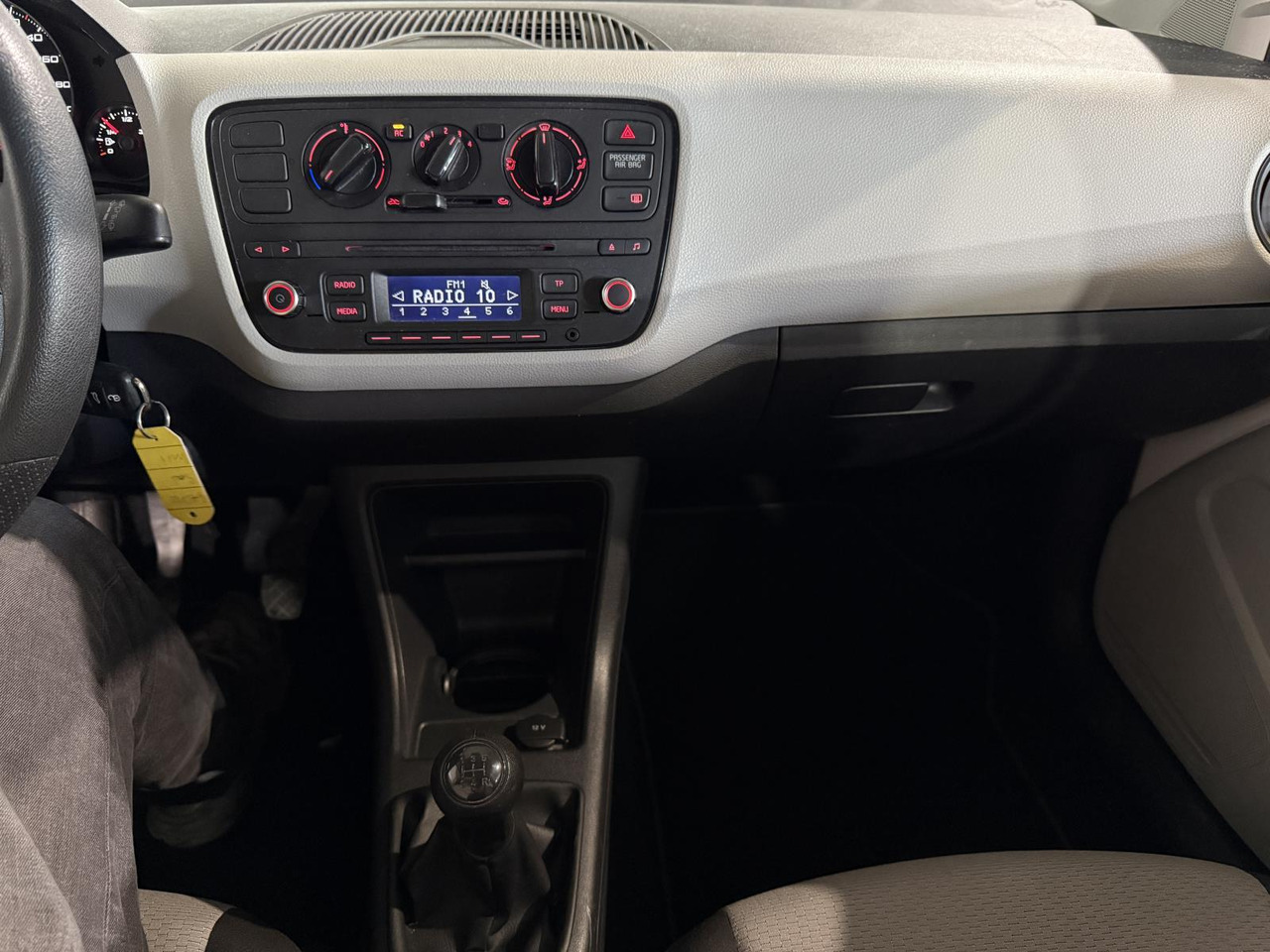 SEAT Mii 1.0 Reference 4-KLV-32 - Hatchback: picture 2 SEAT Mii 1.0 Reference 4-KLV-32 - Hatchback: picture 2