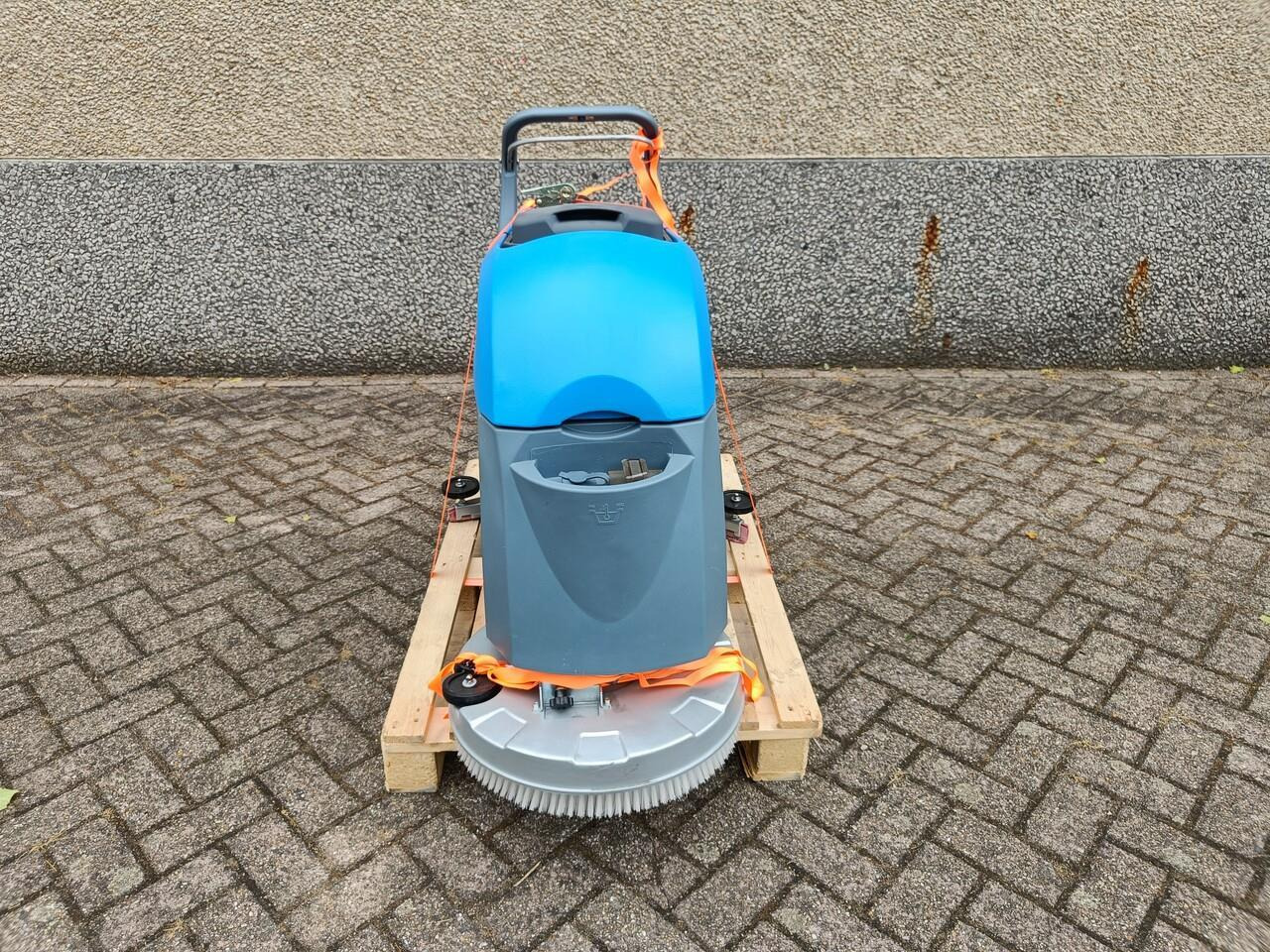 Lease a  Schrob/ Veegmachine Nieuw Schrob/ Veegmachine Nieuw: picture 12