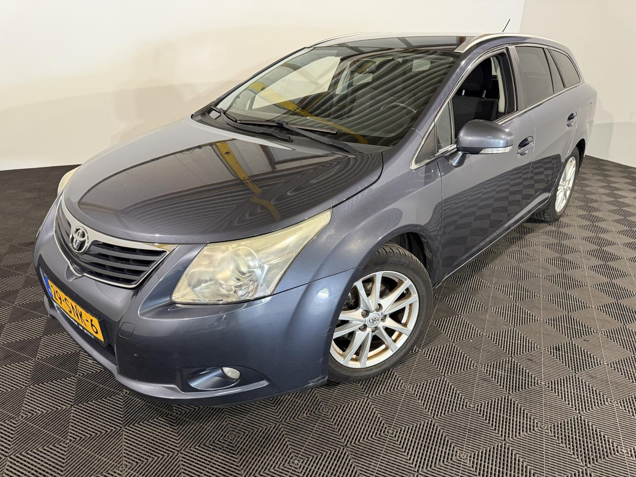 Toyota Avensis Wagon 2.0 VVTi Business | 2011 | 363.331 km | 29-SNK-6 - Car: picture 1 Toyota Avensis Wagon 2.0 VVTi Business | 2011 | 363.331 km | 29-SNK-6 - Car: picture 1