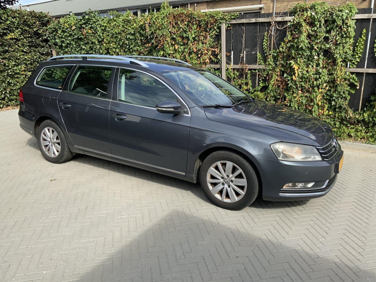 Volkswagen | Passat Variant | 1.4 TSI Comfortline BlueMotion | 2011 | 245.326 km | 79PXD6 | Logisch - Car: picture 2 Volkswagen | Passat Variant | 1.4 TSI Comfortline BlueMotion | 2011 | 245.326 km | 79PXD6 | Logisch - Car: picture 2