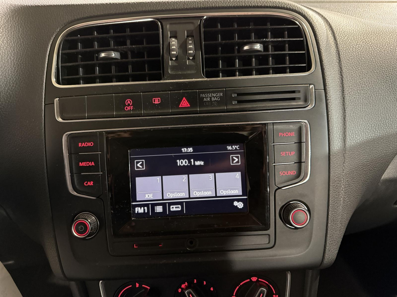 Hatchback Volkswagen | Polo | 1.2 TSI Comfortline Automaat | 2014 | 206.465 km | 8TVD06 | Logisch: picture 7