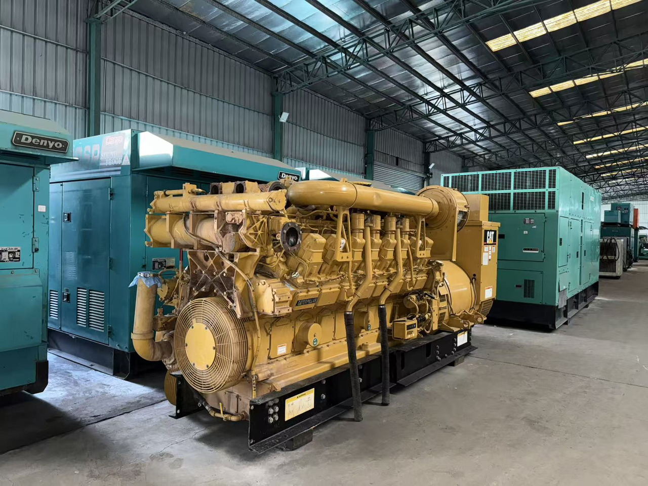 CATPILLAR 2200F 3516 - Tool/ Equipment: picture 3 CATPILLAR 2200F 3516 - Tool/ Equipment: picture 3