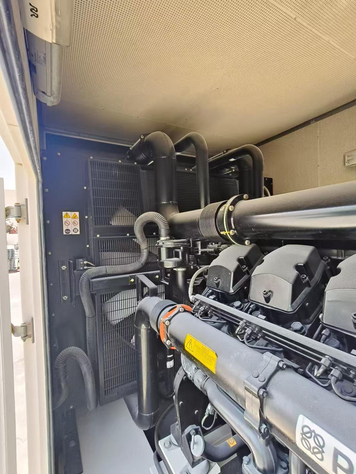 PERKINS 4016TAG2A - Generator set: picture 3 PERKINS 4016TAG2A - Generator set: picture 3