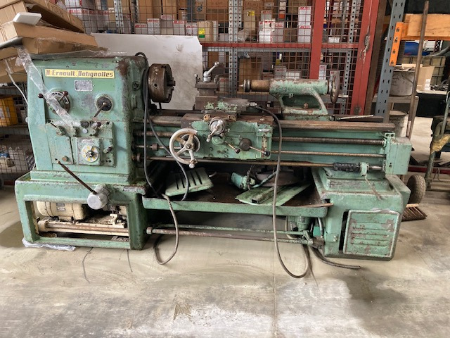TOUR MECANIQUE ERNAULT BATIGNOLLES - Metal lathe: picture 1 TOUR MECANIQUE ERNAULT BATIGNOLLES - Metal lathe: picture 1