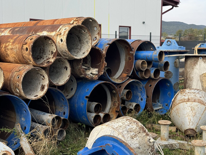Drilling Pipes Casing Emde german - Attachment for Construction machinery: picture 4 Drilling Pipes Casing Emde german - Attachment for Construction machinery: picture 4